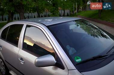 Лифтбек Skoda Octavia 2009 в 