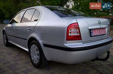 Лифтбек Skoda Octavia 2009 в 