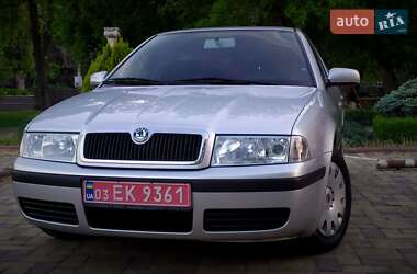 Лифтбек Skoda Octavia 2009 в 