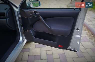 Лифтбек Skoda Octavia 2009 в 
