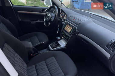 Универсал Skoda Octavia 2009 в 