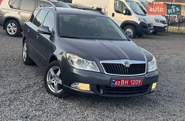 Універсал Skoda Octavia 2011 в Сарнах