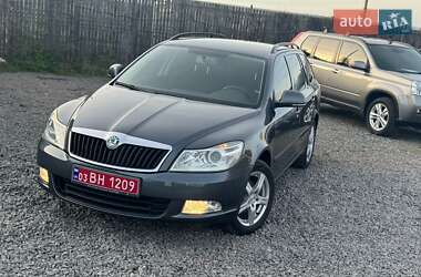 Універсал Skoda Octavia 2011 в 