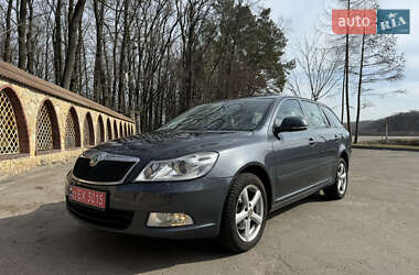 Универсал Skoda Octavia 2010 в 