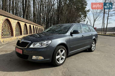 Универсал Skoda Octavia 2010 в 