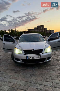 Универсал Skoda Octavia 2009 в 