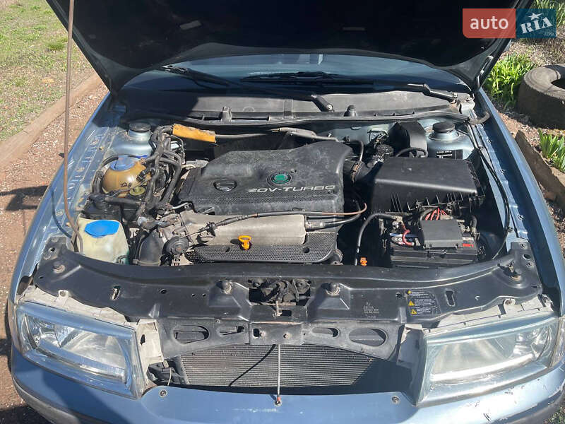 Универсал Skoda Octavia 2002 в Чернигове