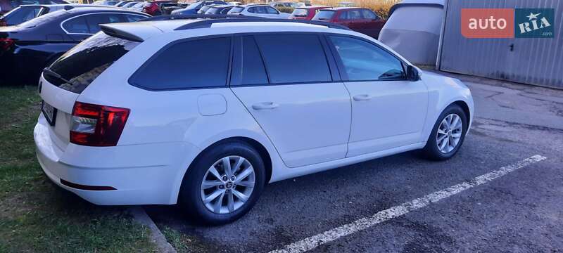Универсал Skoda Octavia 2017 в Мукачево