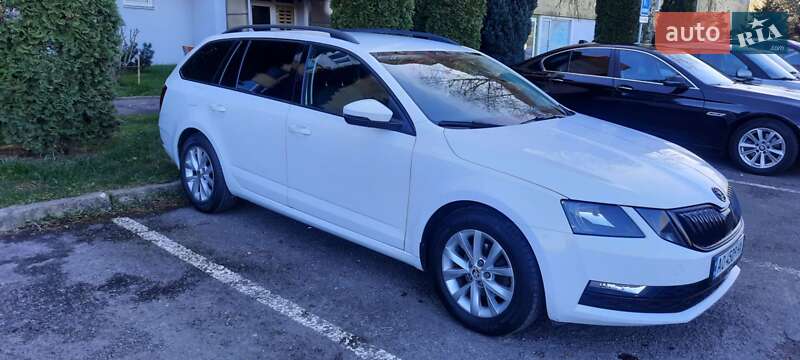 Универсал Skoda Octavia 2017 в Мукачево