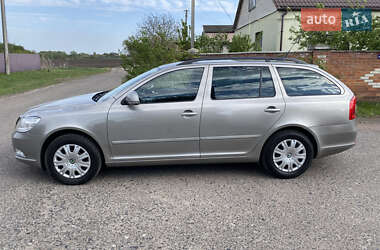 Универсал Skoda Octavia 2009 в 