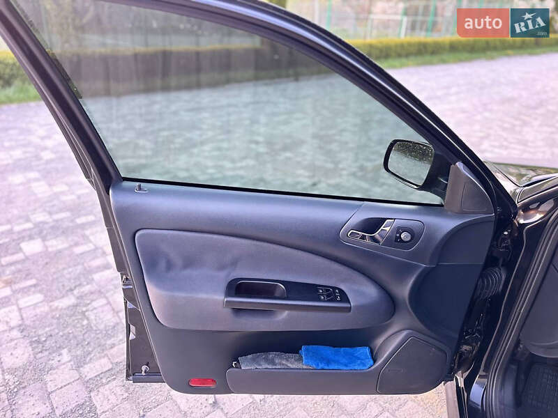 Универсал Skoda Octavia 2009 в Зборове фото 15 Универсал Skoda Octavia 2009 в Зборове