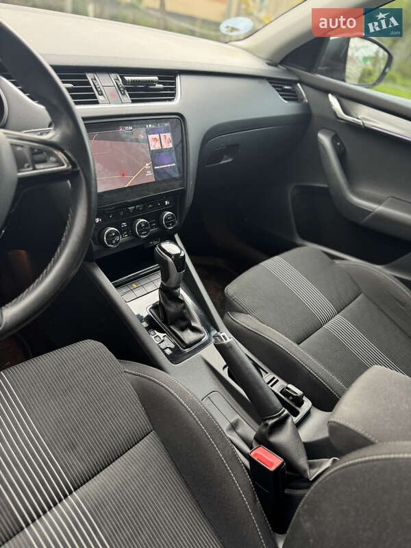 Универсал Skoda Octavia 2018 в Ужгороде