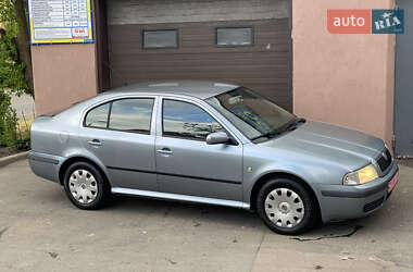 Лифтбек Skoda Octavia 2005 в 