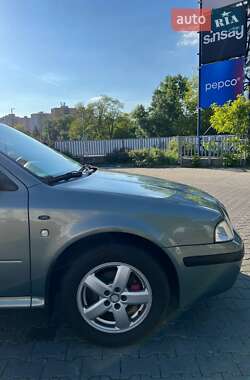 Ліфтбек Skoda Octavia 2001 в 