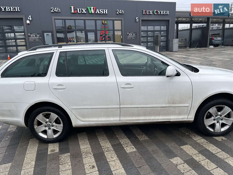 Универсал Skoda Octavia 2012 в Львове