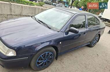 Лифтбек Skoda Octavia 2000 в Сумах