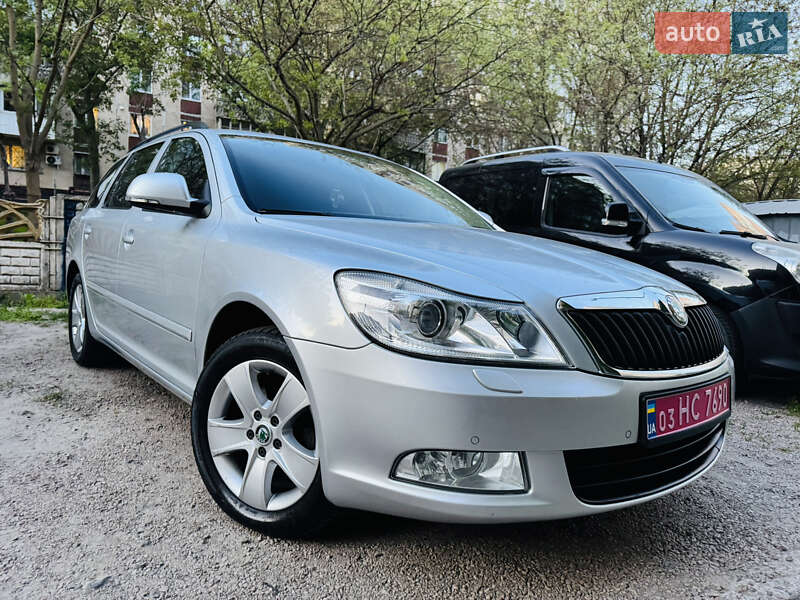 Универсал Skoda Octavia 2009 в 