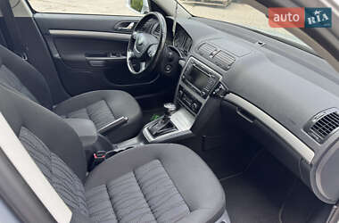 Универсал Skoda Octavia 2009 в 