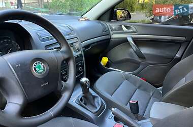 Лифтбек Skoda Octavia 2007 в 