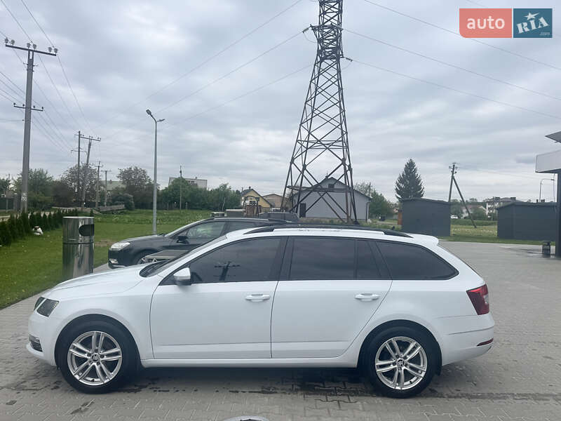 Универсал Skoda Octavia 2017 в Львове