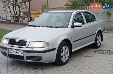 Ліфтбек Skoda Octavia 2001 в 