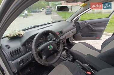Ліфтбек Skoda Octavia 2001 в 