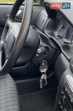 Ліфтбек Skoda Octavia 2005 в 