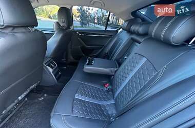 Ліфтбек Skoda Octavia 2017 в  фото 4 Ліфтбек Skoda Octavia 2017 в