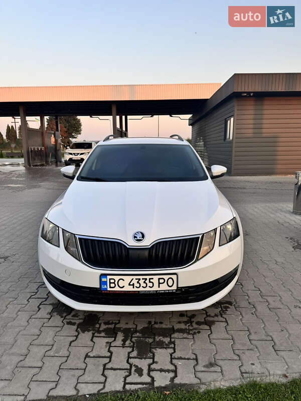 Универсал Skoda Octavia 2017 в Львове
