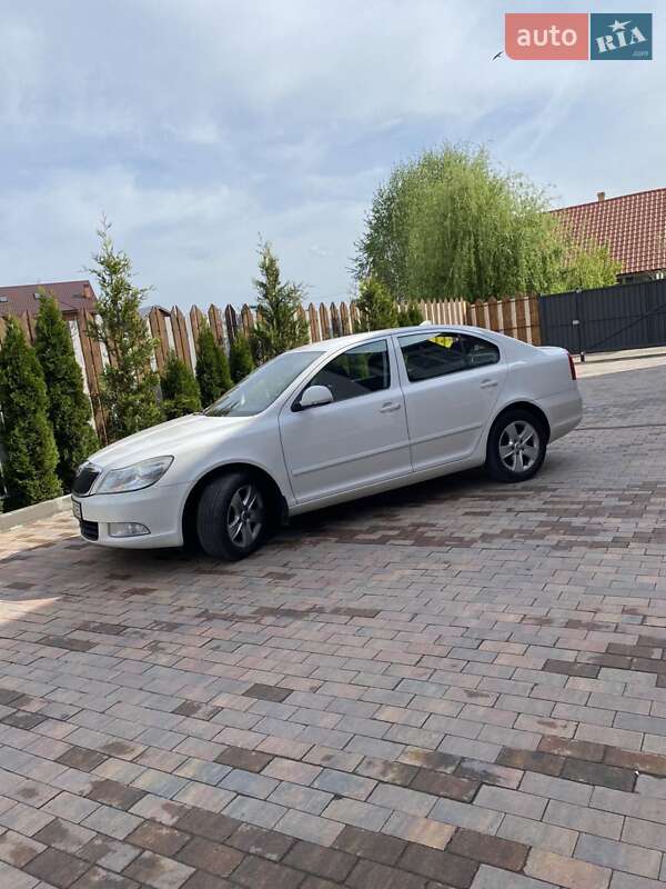Ліфтбек Skoda Octavia 2011 в Києві