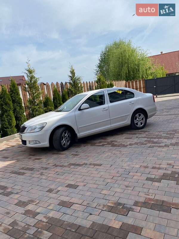 Ліфтбек Skoda Octavia 2011 в Києві