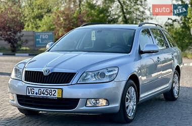 Универсал Skoda Octavia 2009 в 