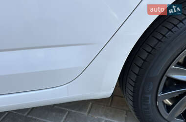 Ліфтбек Skoda Octavia 2016 в 