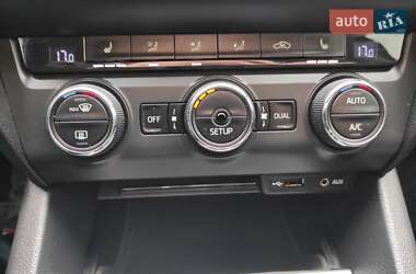Лифтбек Skoda Octavia 2015 в 