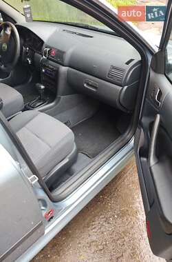 Универсал Skoda Octavia 2002 в 