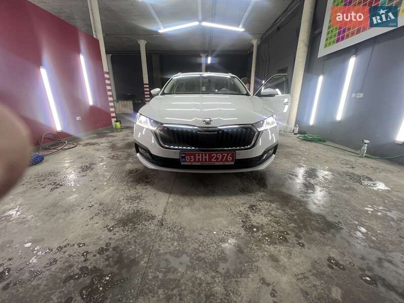 Універсал Skoda Octavia 2020 в Луцьку