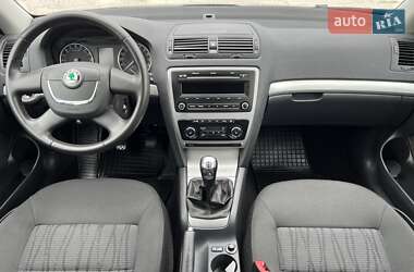 Універсал Skoda Octavia 2011 в 