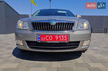 Skoda Octavia 2011 Skoda Octavia 2011
