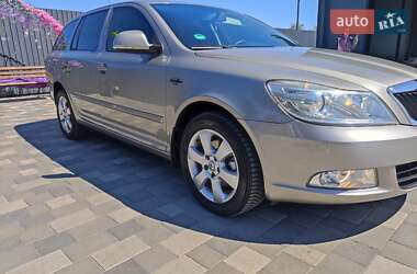 Универсал Skoda Octavia 2011 в 
