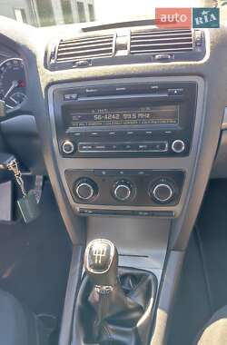 Универсал Skoda Octavia 2011 в 