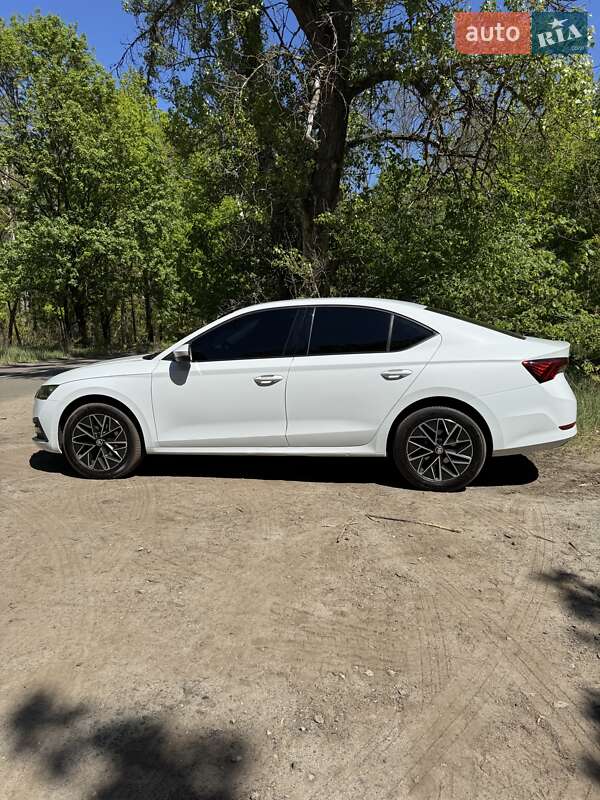 Лифтбек Skoda Octavia 2020 в Киеве