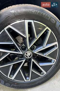 Ліфтбек Skoda Octavia 2020 в 