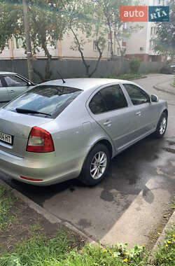 Лифтбек Skoda Octavia 2011 в 