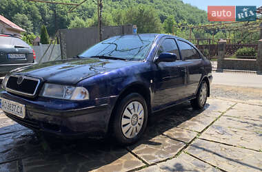 Ліфтбек Skoda Octavia 1997 в 