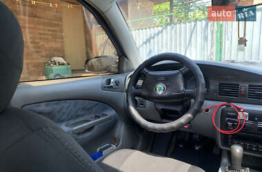 Ліфтбек Skoda Octavia 1997 в 