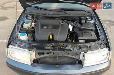 Ліфтбек Skoda Octavia 2006 в 