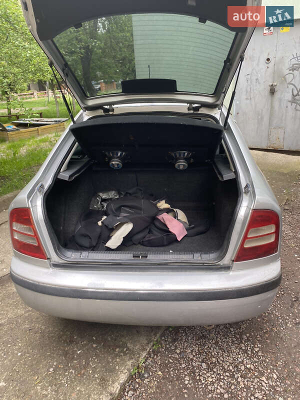 Ліфтбек Skoda Octavia 2002 в Івано-Франківську