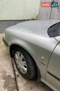 Лифтбек Skoda Octavia 2002 в 
