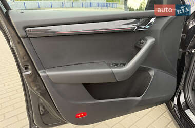 Ліфтбек Skoda Octavia 2019 в 
