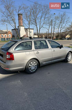 Универсал Skoda Octavia 2009 в 